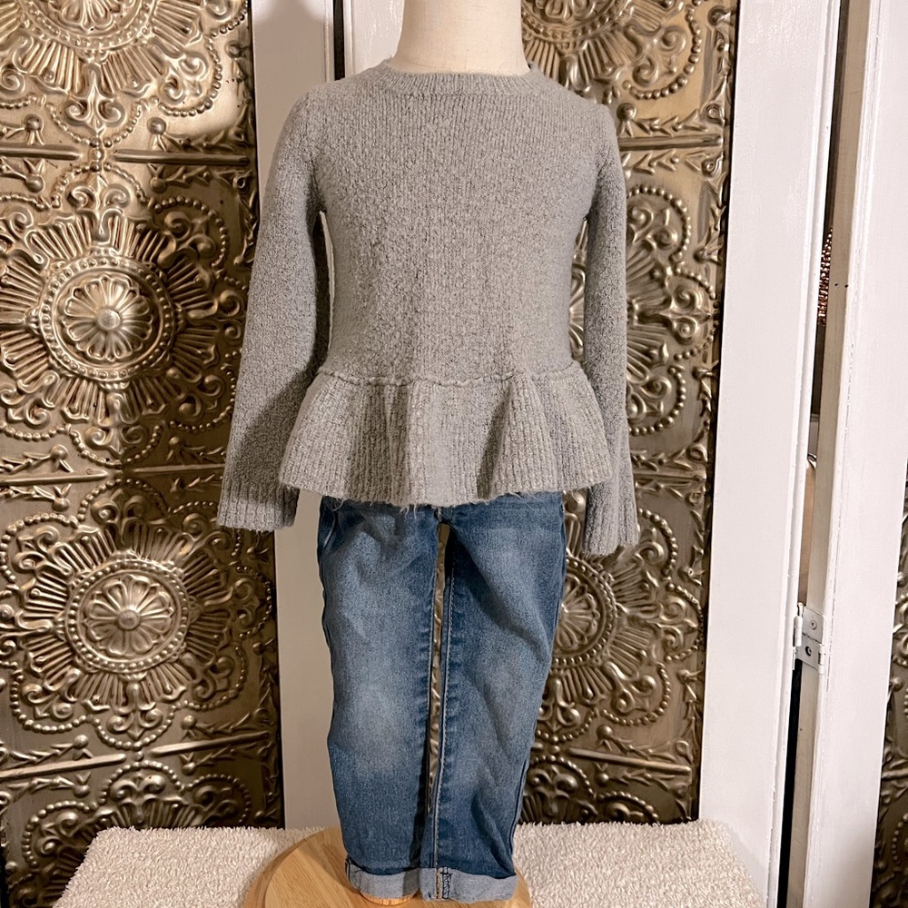 Tucker + Tate peplum sweater, size toddler 2